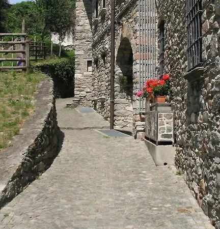 Aparthotel L'antico Borgo Cremia